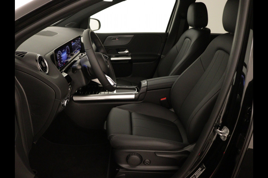 Mercedes-Benz B-Klasse 250 e Business Line | Zitcomfortpakket | Warmtewerend, donkergetint glas achter | USB-pakket plus | EASY PACK achterklep | Dodehoekassistent | Verwarmde stoelen vooraan |
