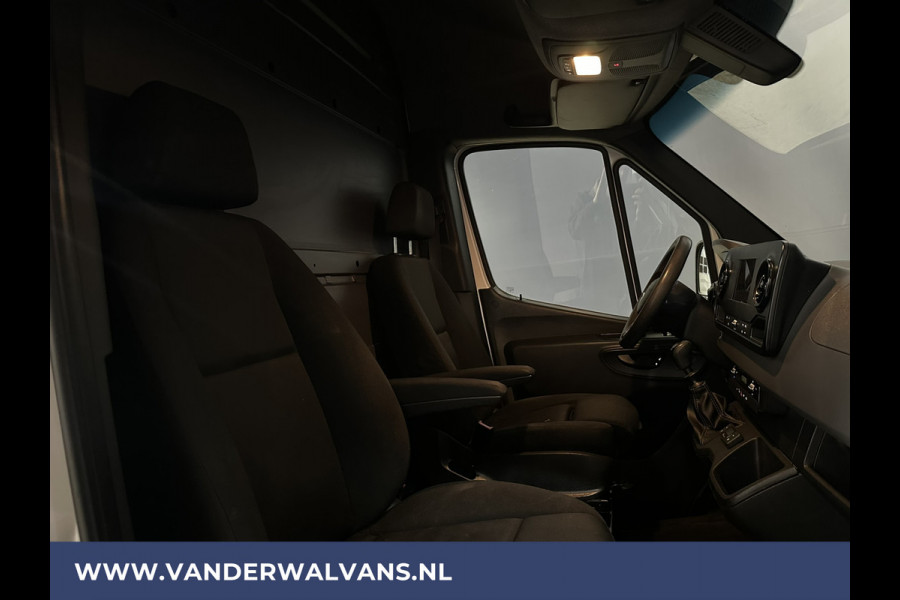 Mercedes-Benz Sprinter 316 CDI 163 pk L2H2 Euro6 Airco | 2800kg Trekhaak | Camera | Apple Carplay | Parkeersensoren inklapbare spiegels, standkachel, cruisecontrol, MBUX, Android auto