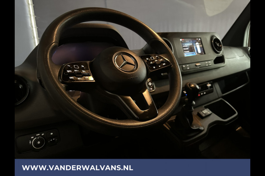 Mercedes-Benz Sprinter 316 CDI 163 pk L2H2 Euro6 Airco | 2800kg Trekhaak | Camera | Apple Carplay | Parkeersensoren inklapbare spiegels, standkachel, cruisecontrol, MBUX, Android auto