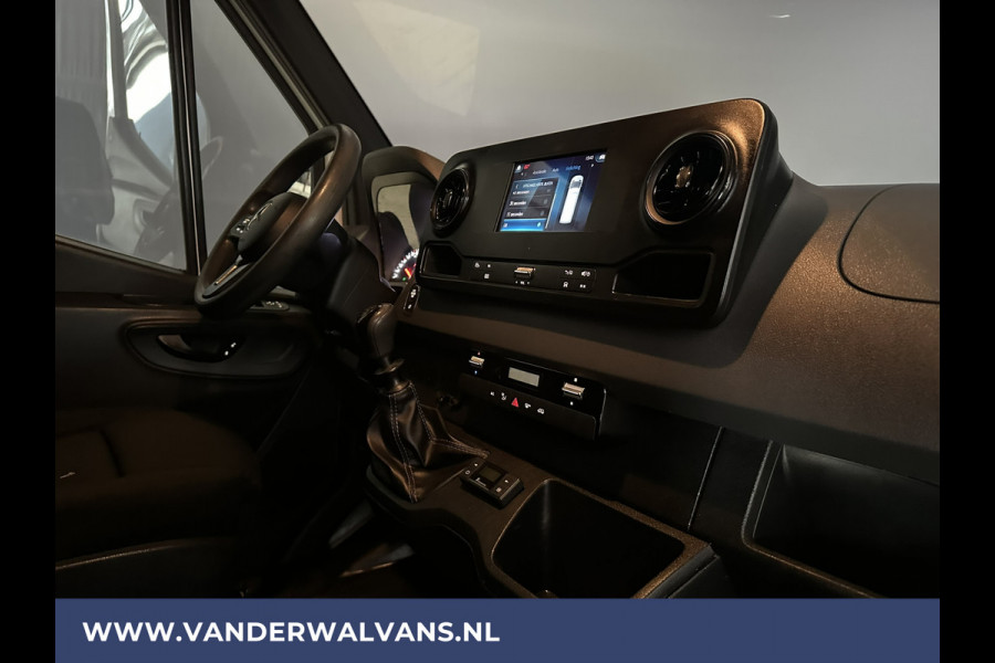 Mercedes-Benz Sprinter 316 CDI 163 pk L2H2 Euro6 Airco | 2800kg Trekhaak | Camera | Apple Carplay | Parkeersensoren inklapbare spiegels, standkachel, cruisecontrol, MBUX, Android auto
