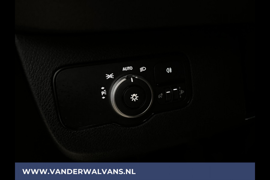 Mercedes-Benz Sprinter 316 CDI 163 pk L2H2 Euro6 Airco | 2800kg Trekhaak | Camera | Apple Carplay | Parkeersensoren inklapbare spiegels, standkachel, cruisecontrol, MBUX, Android auto