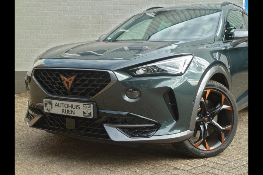 CUPRA Formentor 1.4 e-Hybrid VZ Performance |Panodak|Keyless-Entry/Go|Blindspot|Stoel/Stuurverwarming|Adaptive-Cruise|Carplay