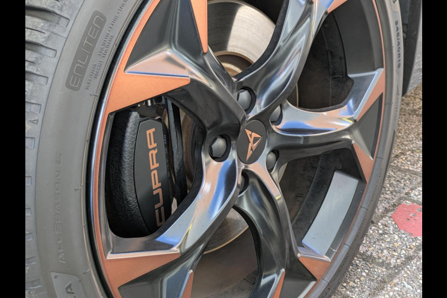 CUPRA Formentor 1.4 e-Hybrid VZ Performance |Panodak|Keyless-Entry/Go|Blindspot|Stoel/Stuurverwarming|Adaptive-Cruise|Carplay