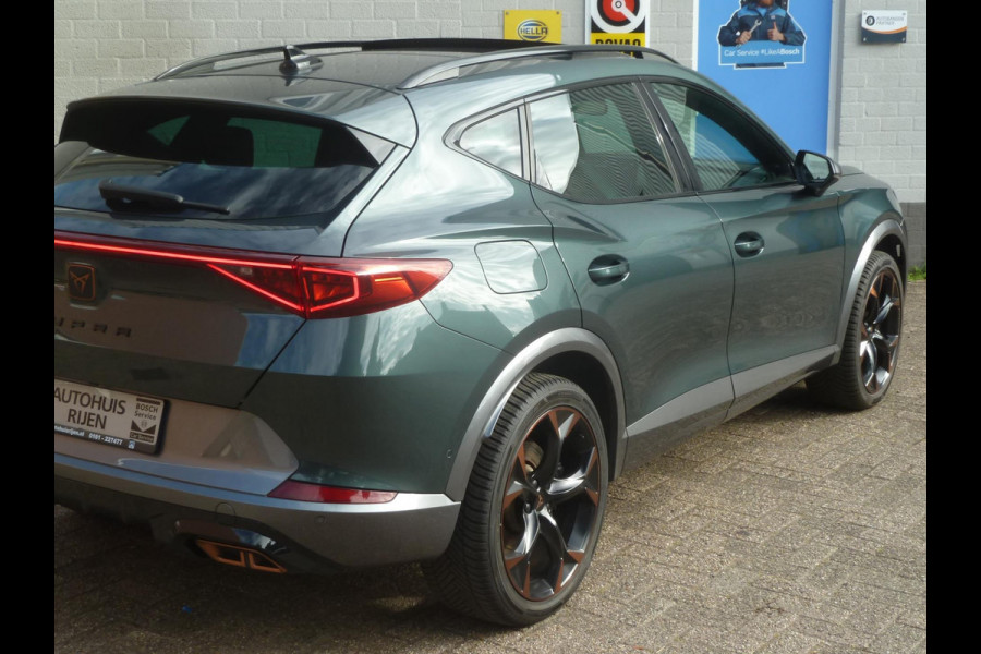 CUPRA Formentor 1.4 e-Hybrid VZ Performance |Panodak|Keyless-Entry/Go|Blindspot|Stoel/Stuurverwarming|Adaptive-Cruise|Carplay