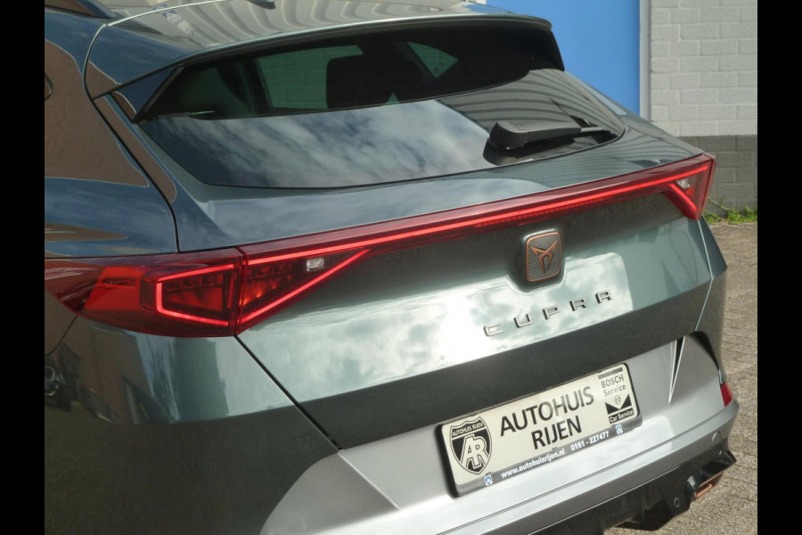 CUPRA Formentor 1.4 e-Hybrid VZ Performance |Panodak|Keyless-Entry/Go|Blindspot|Stoel/Stuurverwarming|Adaptive-Cruise|Carplay
