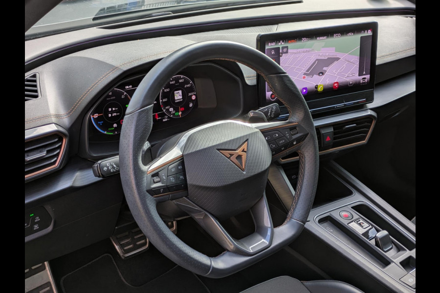CUPRA Formentor 1.4 e-Hybrid VZ Performance |Panodak|Keyless-Entry/Go|Blindspot|Stoel/Stuurverwarming|Adaptive-Cruise|Carplay