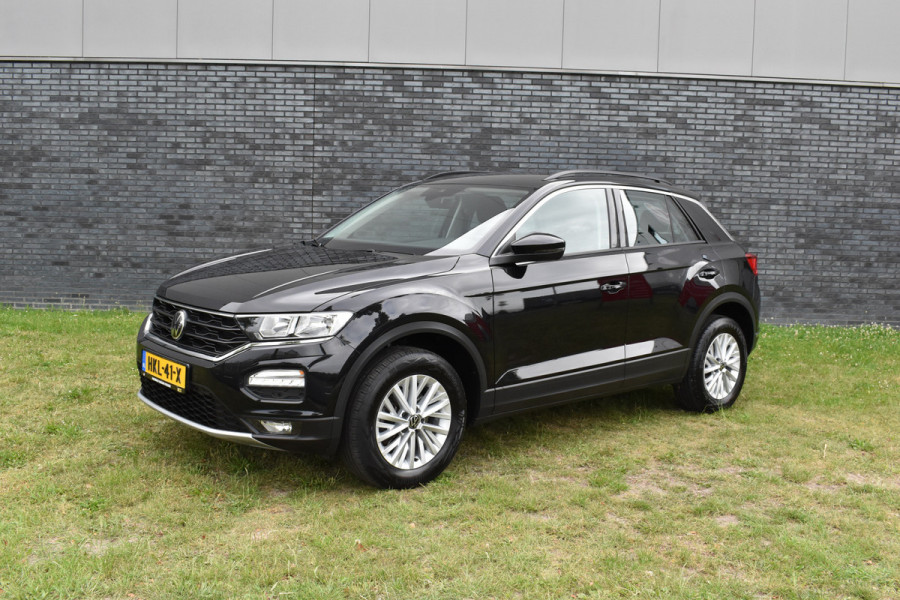 Volkswagen T-Roc 1.5 TSI Style Business Trekhaak Navi Carplay stoel/stuur verwarming el-achterklep