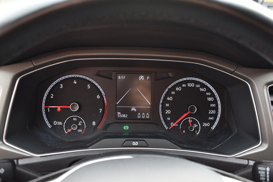 Volkswagen T-Roc 1.5 TSI Style Business Trekhaak Navi Carplay stoel/stuur verwarming el-achterklep