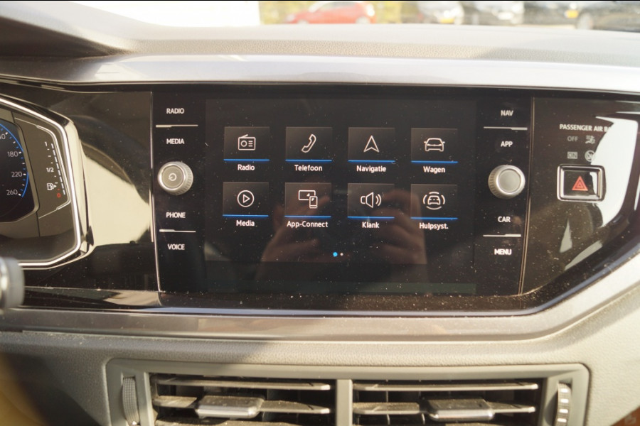 Volkswagen Taigo 1.0 TSI 110pk DSG Life Business -LED-ECC-CAM-