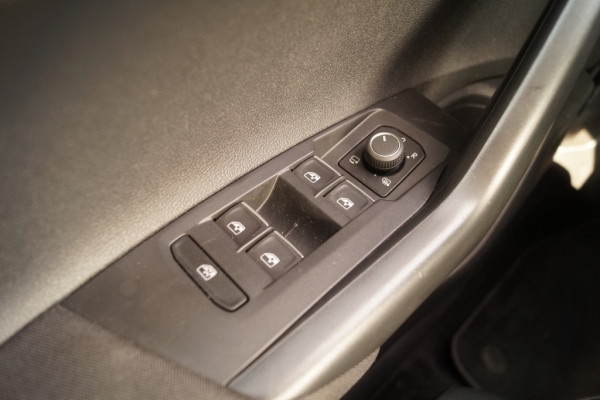 Volkswagen Taigo 1.0 TSI 110pk DSG Life Business -LED-ECC-CAM-