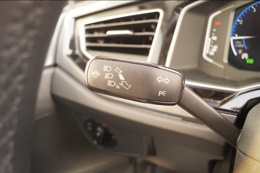 Volkswagen Taigo 1.0 TSI 110pk DSG Life Business -LED-ECC-CAM-