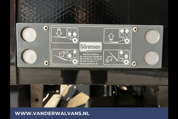 Peugeot Boxer 2.0 BlueHDI 141pk Bakwagen Laadklep Euro6 Airco | Camera | Cruisecontrol | Chauffeursstoel Bijrijdersbank