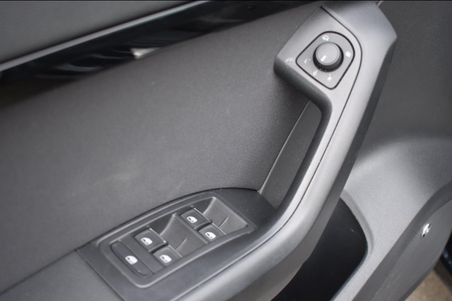 Seat Ateca 1.5 TSI FR | PANORAMADAK | VIRTUAL COCKPIT | DEALER ONDERHOUDEN | BEATS AUDIO | STOELVERWARMING | NAP