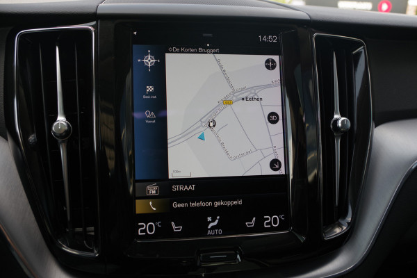 Volvo XC60 2.0 Recharge T6 AWD 340 PK Inscription PHEV, Panoramadak, Elek. Trekhaak, Winterpakket, Head-Up