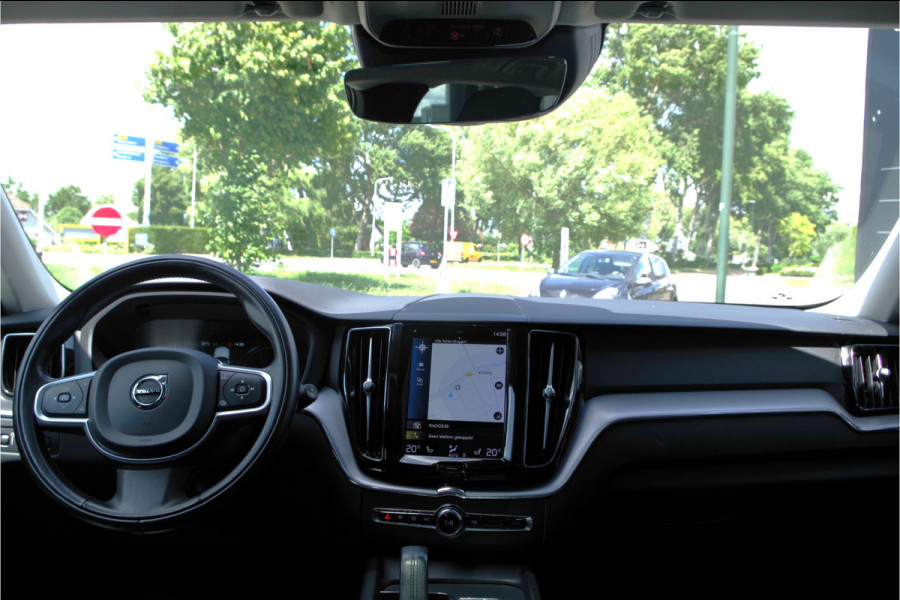 Volvo XC60 2.0 Recharge T6 AWD 340 PK Inscription PHEV, Panoramadak, Elek. Trekhaak, Winterpakket, Head-Up