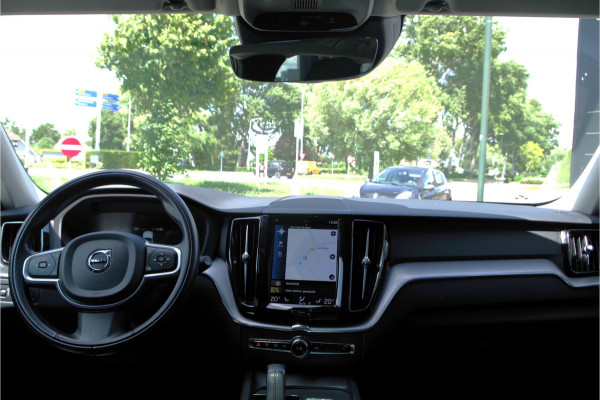 Volvo XC60 2.0 Recharge T6 AWD 340 PK Inscription PHEV, Panoramadak, Elek. Trekhaak, Winterpakket, Head-Up