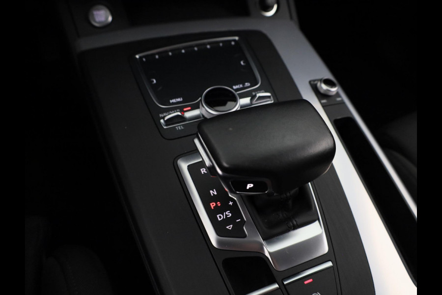 Audi Q5 50 TFSI e Advanced edition 299pk Plug in Hybrid S-tronic | Navigatie | Parkeersensoren | Adaptieve cruise control |