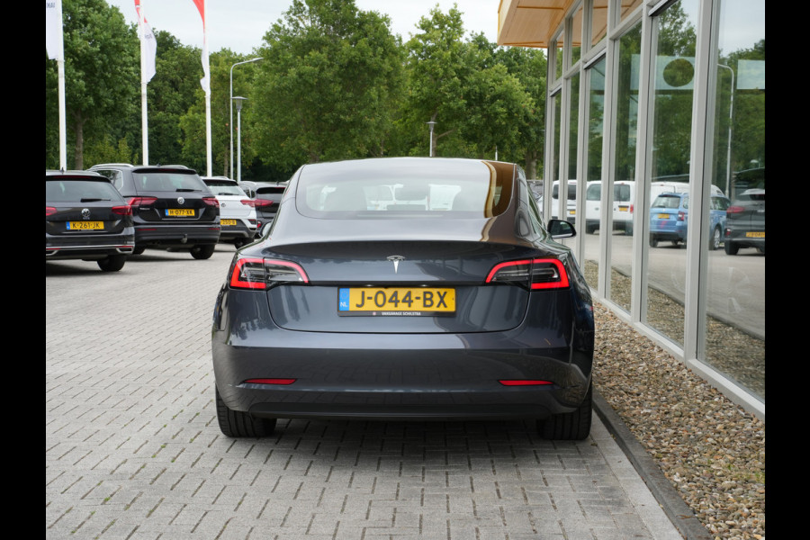 Tesla Model 3 Standard RWD Plus 60 kWh | Trekhaak | Full Autopilot | Premium Audio
