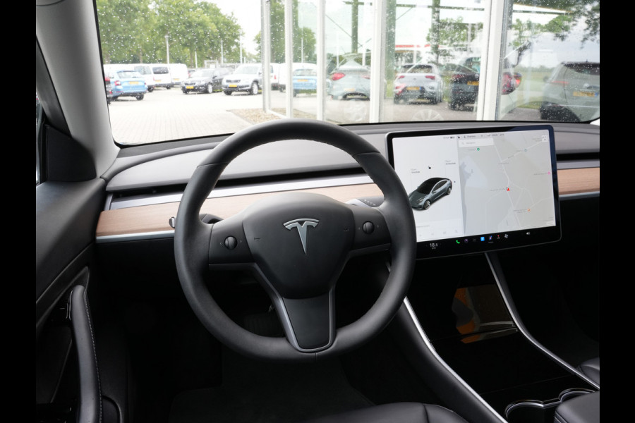 Tesla Model 3 Standard RWD Plus 60 kWh | Trekhaak | Full Autopilot | Premium Audio