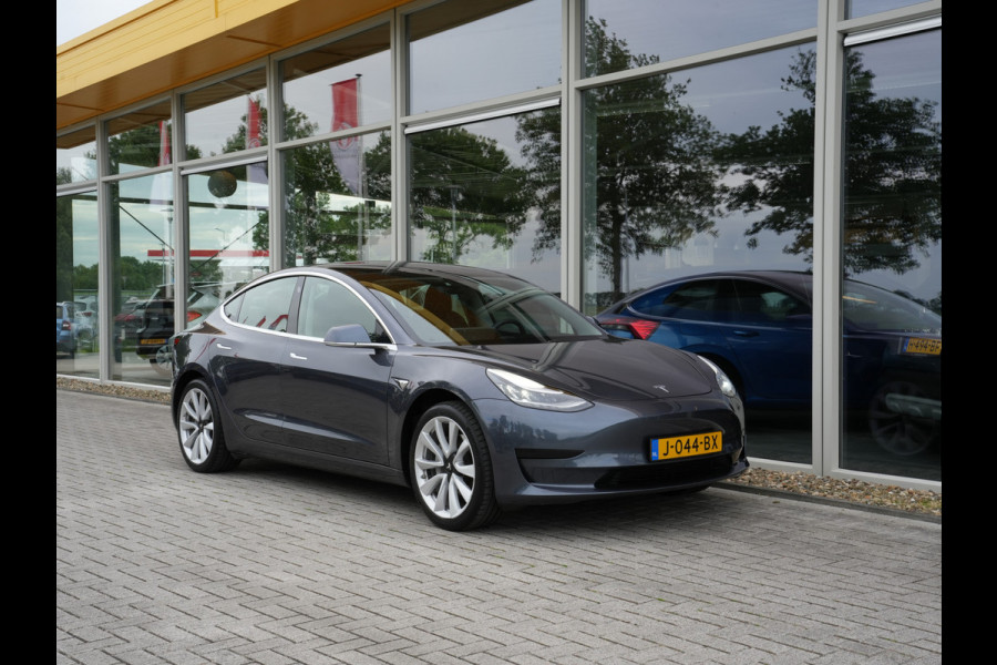 Tesla Model 3 Standard RWD Plus 60 kWh | Trekhaak | Full Autopilot | Premium Audio