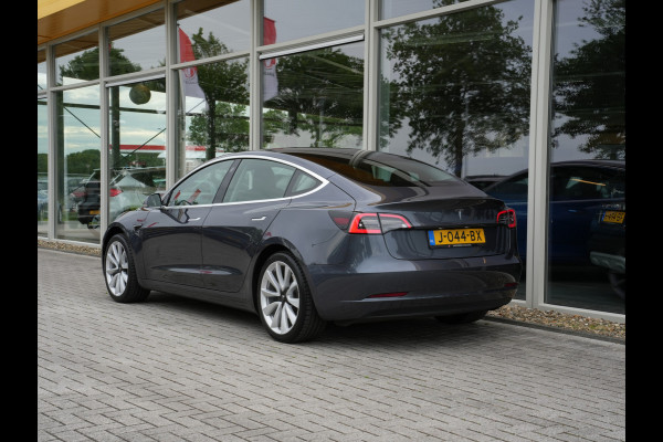 Tesla Model 3 Standard RWD Plus 60 kWh | Trekhaak | Full Autopilot | Premium Audio