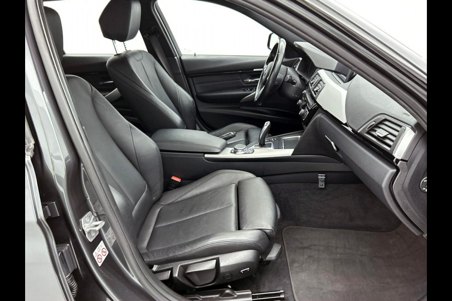 BMW 3 Serie Touring 318i M Sport Corporate Lease Automaat (GROOT-NAVIGATIE, STOELVERWARMING, LED, 1e EIGENAAR, GOED ONDERHOUDEN)