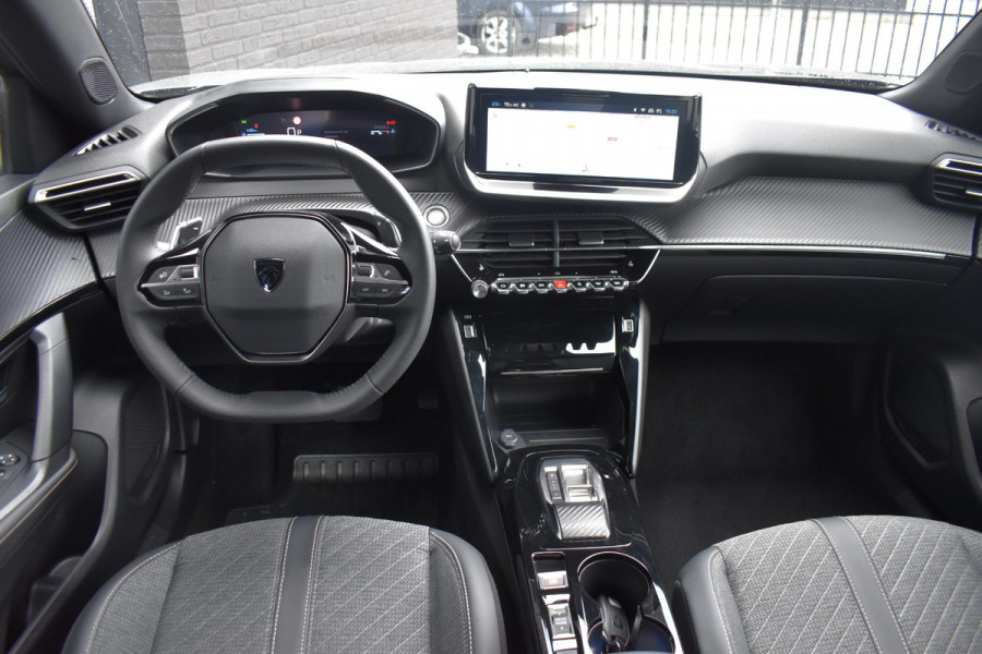 Peugeot 2008 1.2 PureTech 130PK Aut. Allure | Navi | 360 Camera | Incl. garantie