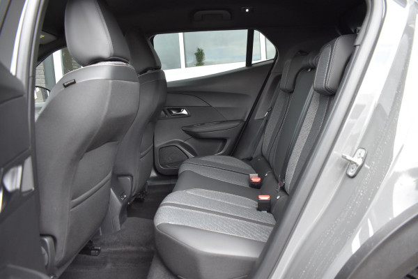 Peugeot 2008 1.2 PureTech 130PK Aut. Allure | Navi | 360 Camera | Incl. garantie