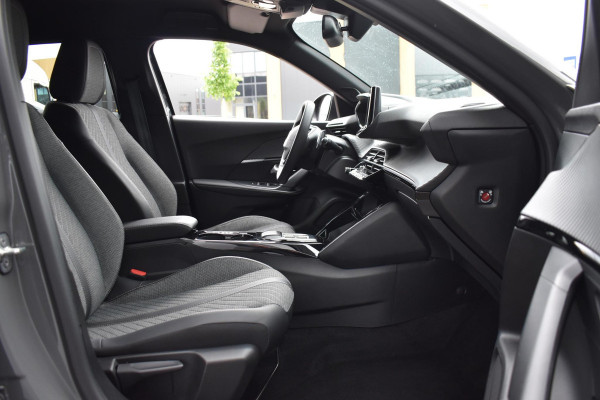 Peugeot 2008 1.2 PureTech 130PK Aut. Allure | Navi | 360 Camera | Incl. garantie