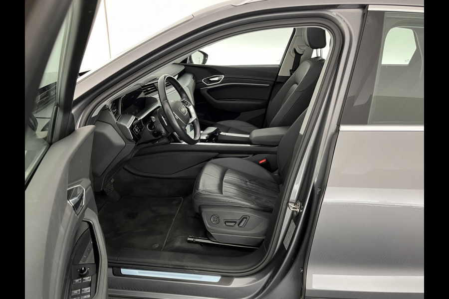 Audi e-tron 50 Quattro Advanced Launch-Edition-Plus 71 kWh [ 3-Fase ] (INCL-BTW) *PANO | LUXURY-LEATHER | FULL-LED | ADAPTIVE-CRUISE | MEMORY-PACK | DIGI-COCKPIT | HEATED-COMFORTSEATS | CARPLAY | NAVI-FULLMAP | ECC | SHIFT-PADDLES | LANE-ASSIST | PDC | 20''ALU*