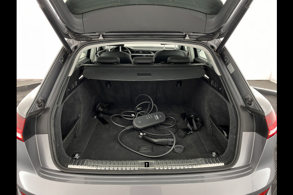 Audi e-tron 50 Quattro Advanced Launch-Edition-Plus 71 kWh [ 3-Fase ] (INCL-BTW) *PANO | LUXURY-LEATHER | FULL-LED | ADAPTIVE-CRUISE | MEMORY-PACK | DIGI-COCKPIT | HEATED-COMFORTSEATS | CARPLAY | NAVI-FULLMAP | ECC | SHIFT-PADDLES | LANE-ASSIST | PDC | 20''ALU*