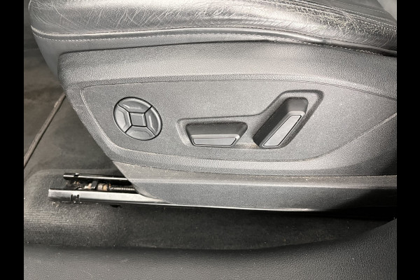 Audi e-tron 50 Quattro Advanced Launch-Edition-Plus 71 kWh [ 3-Fase ] (INCL-BTW) *PANO | LUXURY-LEATHER | FULL-LED | ADAPTIVE-CRUISE | MEMORY-PACK | DIGI-COCKPIT | HEATED-COMFORTSEATS | CARPLAY | NAVI-FULLMAP | ECC | SHIFT-PADDLES | LANE-ASSIST | PDC | 20''ALU*