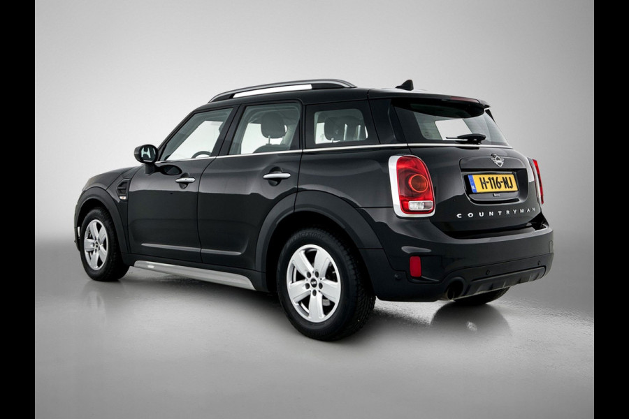 MINI Countryman 1.5 One Business Edition Automaat (GROOT-NAVIGATIE, STUURBEDIENING, PARKEERSENSOREN, DEALER ONDERHOUDEN)