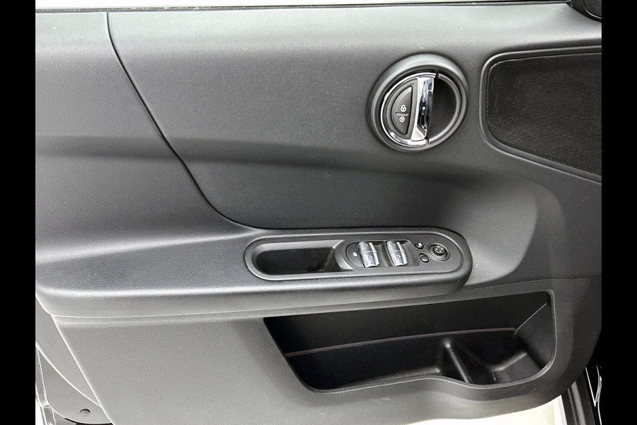 MINI Countryman 1.5 One Business Edition Automaat (GROOT-NAVIGATIE, STUURBEDIENING, PARKEERSENSOREN, DEALER ONDERHOUDEN)