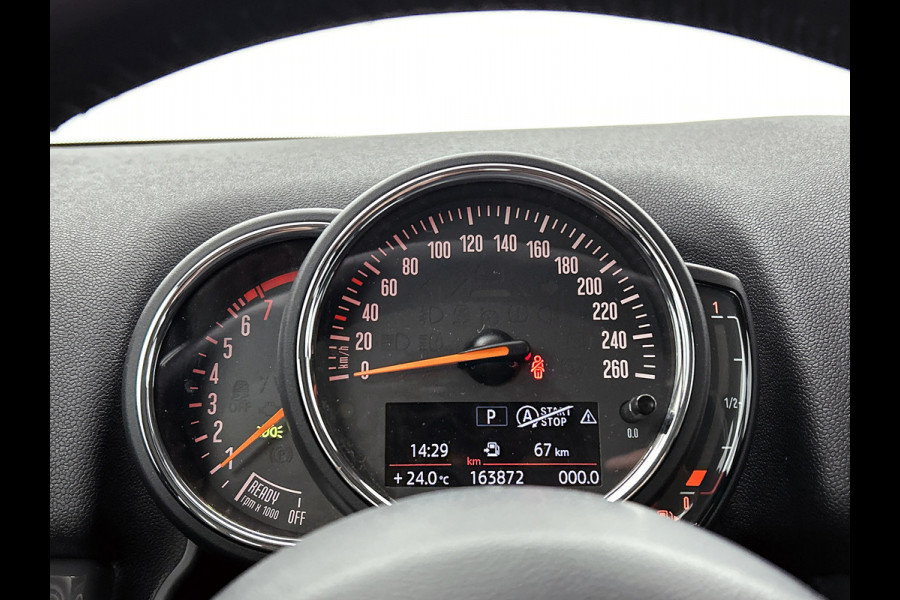 MINI Countryman 1.5 One Business Edition Automaat (GROOT-NAVIGATIE, STUURBEDIENING, PARKEERSENSOREN, DEALER ONDERHOUDEN)