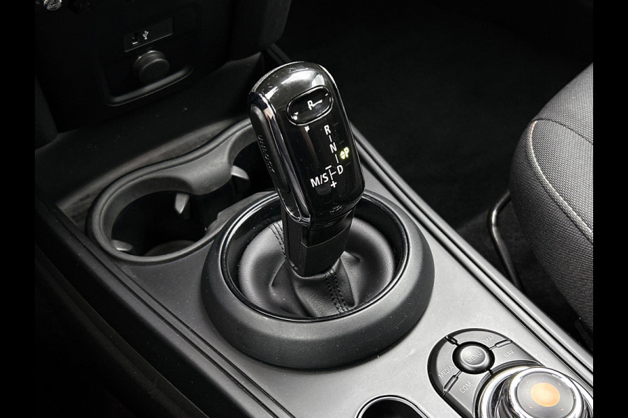 MINI Countryman 1.5 One Business Edition Automaat (GROOT-NAVIGATIE, STUURBEDIENING, PARKEERSENSOREN, DEALER ONDERHOUDEN)