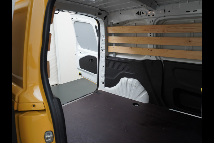 Opel Combo 1.5CDTI EURO6 9x Op voorraad! 3-Persoons Airco Cruise Control Bluetooth Elektr.ramen Elektr.spiegels+Verwarmd Centr.Vergr+ab. L1 Schuifdeur Betonplex vloer Lat om Lat betimmering