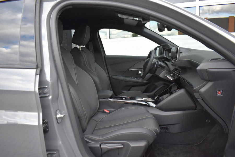 Peugeot 208 Hybrid 136PK Aut. GT | Navi | 360 camera | Incl. garantie