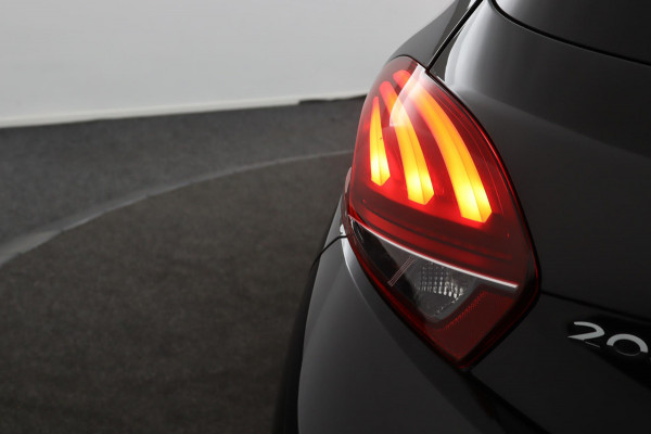 Peugeot 208 1.2 PureTech GT-line*CAMERA*ECC*CARPLAY*