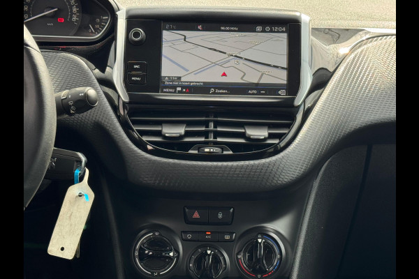 Peugeot 208 1.2 PureTech Signature AIRCO | CARPLAY |NAVI
