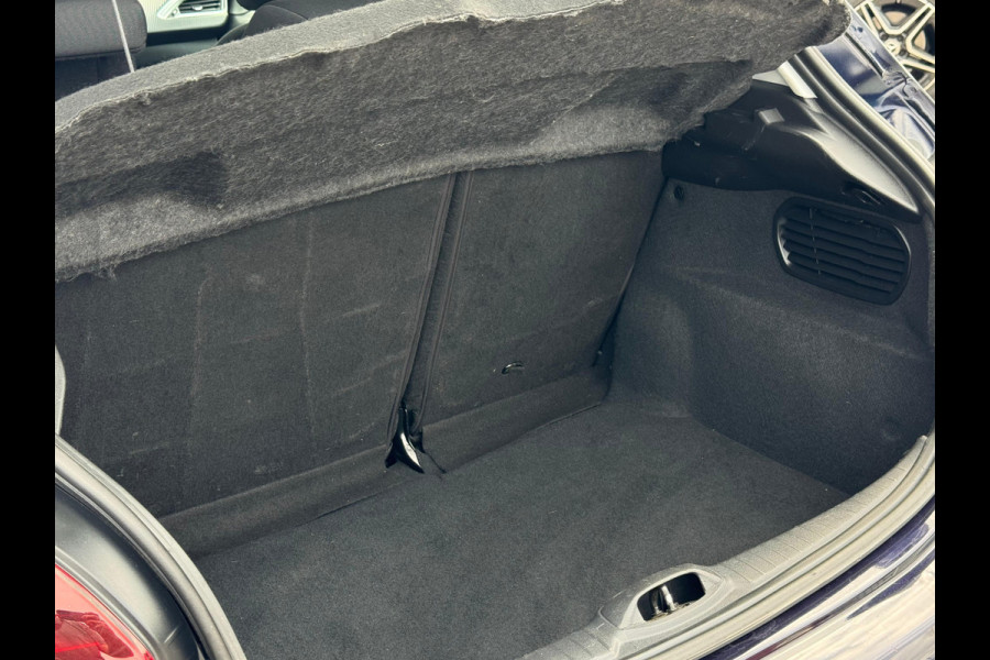 Peugeot 208 1.2 PureTech Signature AIRCO | CARPLAY |NAVI