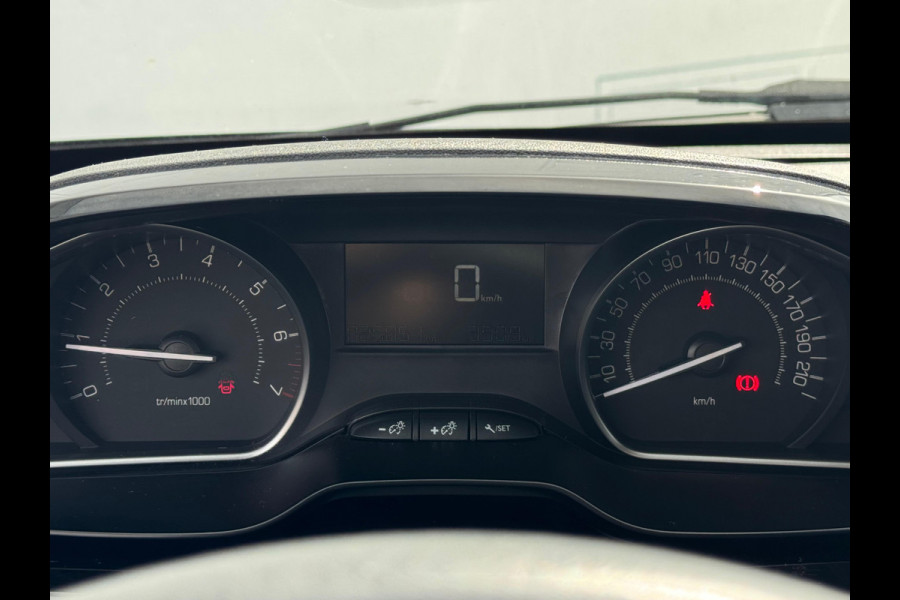 Peugeot 208 1.2 PureTech Signature AIRCO | CARPLAY |NAVI
