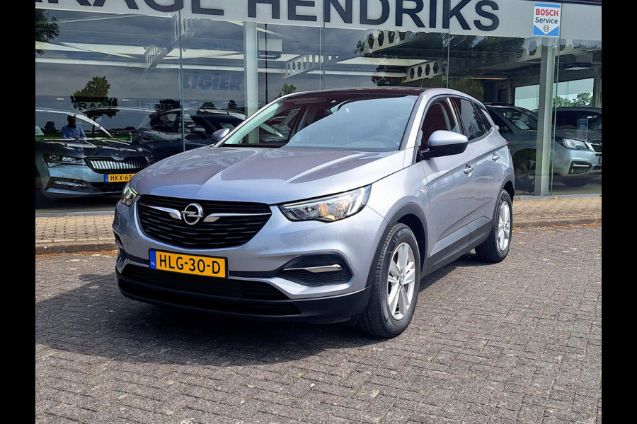 Opel Grandland X 1.2 Turbo Innovation | Lage kmstand! | Panodak | Apple Carplay Navi | Climate | (occasion)