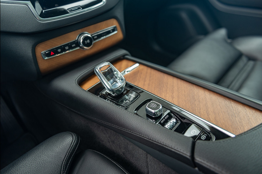 Volvo XC90 T8 Aut. Inscription Leder ACC LederDashboard Trekhaak 390pk