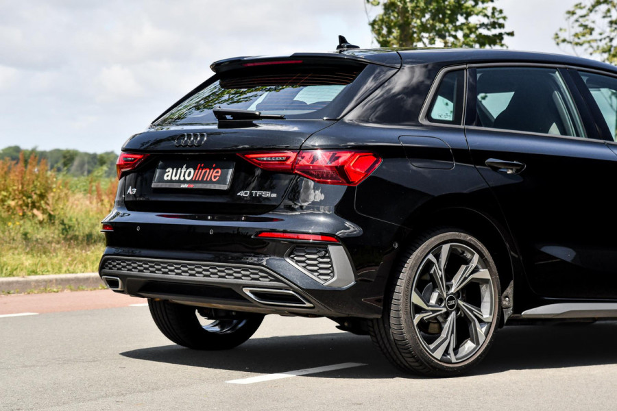 Audi A3 Sportback 40 TFSI e 3x S-Line. HUD, ACC, Matrix, Keyless!