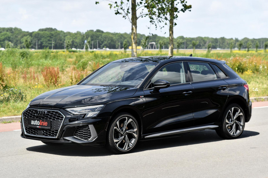 Audi A3 Sportback 40 TFSI e 3x S-Line. HUD, ACC, Matrix, Keyless!