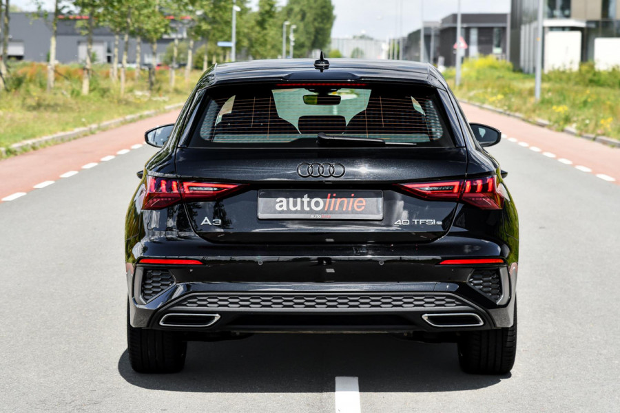 Audi A3 Sportback 40 TFSI e 3x S-Line. HUD, ACC, Matrix, Keyless!