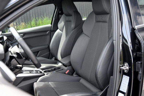 Audi A3 Sportback 40 TFSI e 3x S-Line. HUD, ACC, Matrix, Keyless!