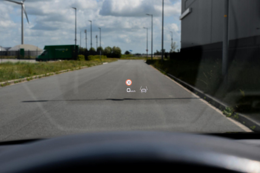 Audi A3 Sportback 40 TFSI e 3x S-Line. HUD, ACC, Matrix, Keyless!
