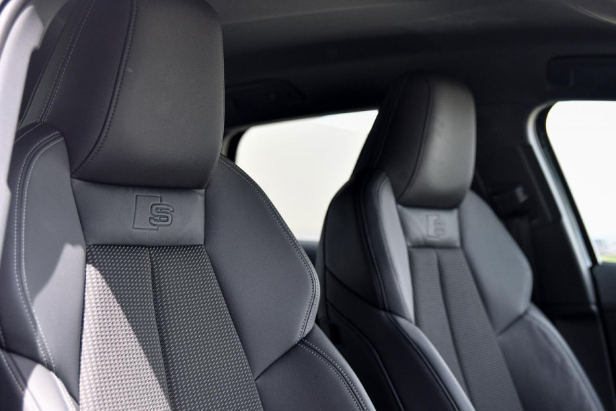 Audi A3 Sportback 40 TFSI e 3x S-Line. HUD, ACC, Matrix, Keyless!